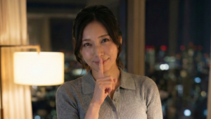 OLまりがオフィスにいる